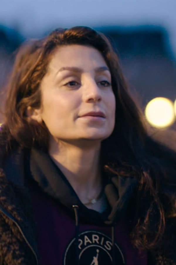 Zerone IPTV Pro FR - Nadia, de l'ombre à la lumière  (2021)